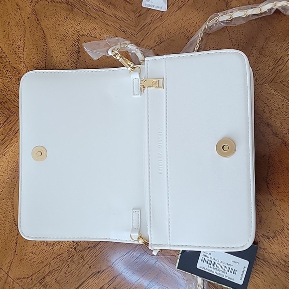 BADGLEY MISCHKA Small Square Crossbody, Folded Style, Big Logo, White, NWT - Picture 10 of 14